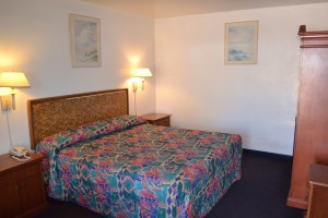 Comfort Inn Santa Cruz - King Bedding